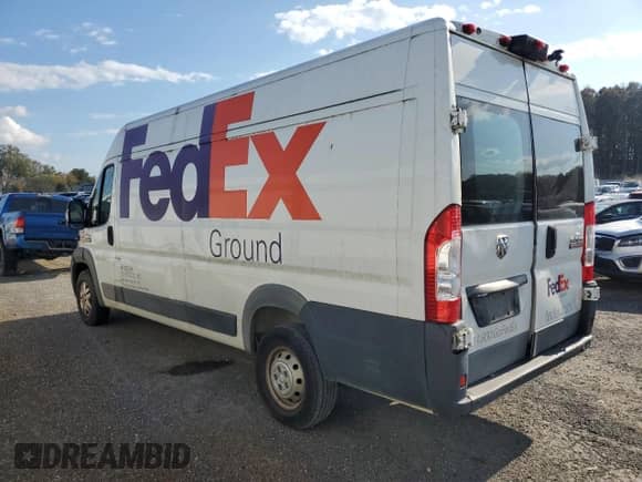 2016 Ram ProMaster Cargo z VIN 3C6URVJG0GE102648, wystawiony jako Copart lot #79901564 z przebiegiem 146 051 mil mil oraz Czysty tytuł • Clean title. Historia ofert i sprzedaży dostępna na DreamBid. Obrazek 2.