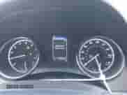 2023 Toyota Camry SE z VIN 4T1G11AK2PU137294, wystawiony jako IAAI lot #43313542 z przebiegiem 71 374 mil mil oraz . Historia ofert i sprzedaży dostępna na DreamBid. Obrazek 7.