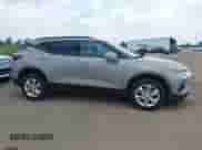 2021 Chevrolet Blazer LT z VIN 3GNKBCRS1MS506581, wystawiony jako IAAI lot #42786713 z przebiegiem 135 432 mil mil oraz . Historia ofert i sprzedaży dostępna na DreamBid. Obrazek 13.