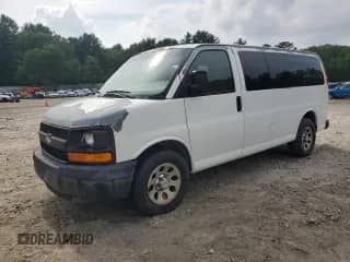 2010 Chevrolet Express Passenger LS с VIN 1GNUGBD41A1113934, выставлен на аукционе Copart как лот 64389035 с пробегом 84 722 миль миль и Чистый • Clean title. История ставок и продаж доступна на DreamBid. Изображение 1.