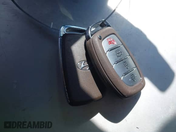 2016 Hyundai Elantra SE with VIN 5NPDH4AE3GH742790, listed as a IAAI auction lot 42596066 with 116,845 mi miles and . Bid and sale history available at DreamBid. Image 11.