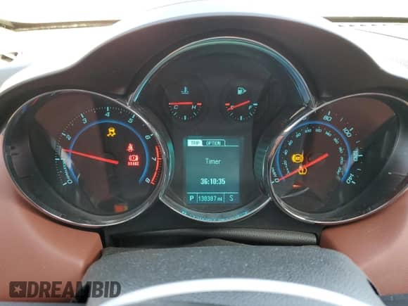 2013 Chevrolet Cruze LTZ z VIN 1G1PG5SB2D7241781, wystawiony jako Copart lot #84878285 z przebiegiem 138 387 mil mil oraz Szkoda całkowita • Salvage title. Historia ofert i sprzedaży dostępna na DreamBid. Obrazek 9.