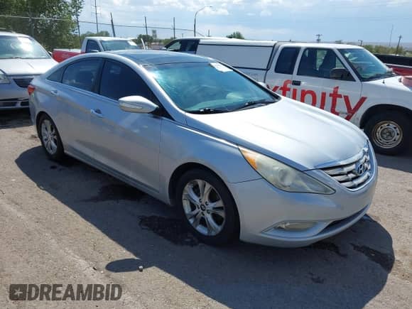 2012 Hyundai Sonata Limited с VIN 5NPEC4ACXCH351390, выставлен на аукционе IAAI как лот 43138038 с пробегом 130 150 миль миль и . История ставок и продаж доступна на DreamBid. Изображение 1.