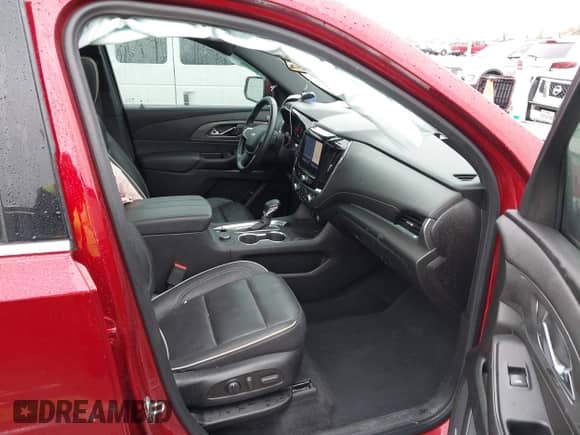2023 Chevrolet Traverse Premier с VIN 1GNERKKW2PJ106602, выставлен на аукционе IAAI как лот 41890535 с пробегом 34 650 миль миль и . История ставок и продаж доступна на DreamBid. Изображение 5.