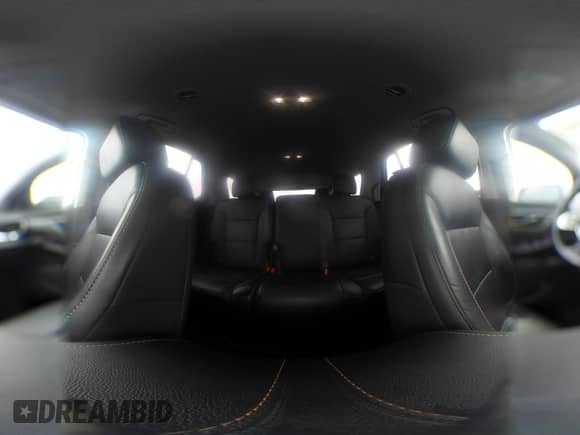 2021 Chevrolet Traverse LT с VIN 1GNEVHKWXMJ220888, выставлен на аукционе IAAI как лот 42494968 с пробегом 47 543 миль миль и . История ставок и продаж доступна на DreamBid. Изображение 18.