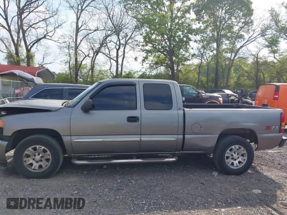 2007 GMC Sierra 1500 SLT с VIN 1GTEK19Z77Z114591, выставлен на аукционе IAAI как лот 42070380 с пробегом 206 060 миль миль и . История ставок и продаж доступна на DreamBid. Изображение 14.