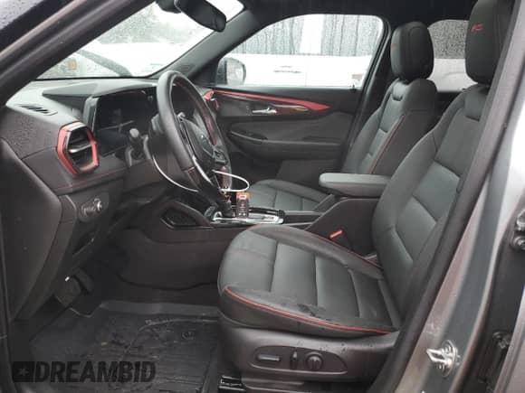 2024 Chevrolet TrailBlazer RS with VIN KL79MUSL2RB117393, listed as a Copart auction lot 85826995 with 5,336 mi miles and Salvage title. Bid and sale history available at DreamBid. Image 7.