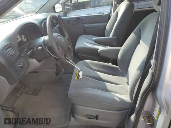 2005 Dodge Caravan SE with VIN 1D4GP24R05B382236, listed as a Copart auction lot 71674015 with 169,679 mi miles and Clean title. Bid and sale history available at DreamBid. Image 7.