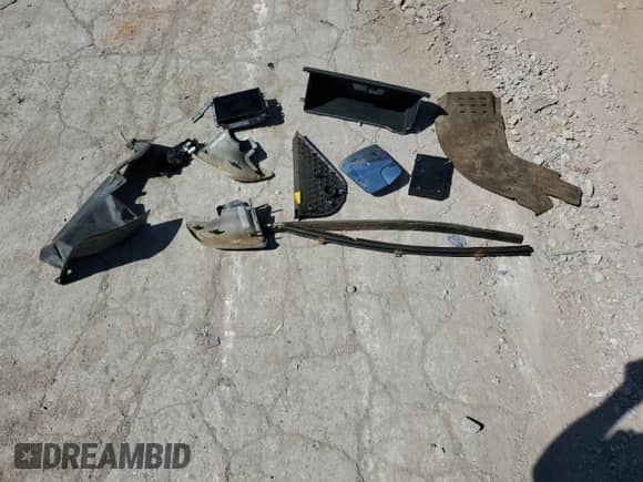 2014 Ram 1500 z VIN 0K1945894912, wystawiony jako Copart lot #71580014 z przebiegiem 36 940 mil mil oraz Czysty tytuł • Clean title. Historia ofert i sprzedaży dostępna na DreamBid. Obrazek 12.