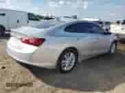 2016 Chevrolet Malibu LT z VIN 1G1ZE5ST4GF294760, wystawiony jako Copart lot #84407085 z przebiegiem 126 251 mil mil oraz Czysty tytuł • Clean title. Historia ofert i sprzedaży dostępna na DreamBid. Obrazek 3.