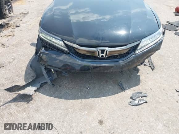 2016 Honda Accord Touring with VIN 1HGCT2B03GA004272, listed as a IAAI auction lot 43147634 with 28,839 mi miles and . Bid and sale history available at DreamBid. Image 6.