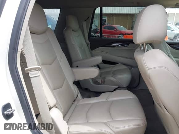 2015 Cadillac Escalade Luxury с VIN 1GYS3MKJ2FR520065, выставлен на аукционе IAAI как лот 42309247 с пробегом 126 380 миль миль и . История ставок и продаж доступна на DreamBid. Изображение 8.