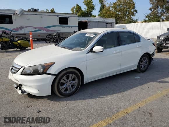 2012 Honda Accord SE z VIN 1HGCP2F67CA046943, wystawiony jako Copart lot #80106005 z przebiegiem 87 170 mil mil oraz Szkoda całkowita • Salvage title. Historia ofert i sprzedaży dostępna na DreamBid. Obrazek 1.