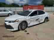 2022 Toyota Camry LE с VIN 4T1C11AK0NU069718, выставлен на аукционе Copart как лот 71914715 с пробегом 49 755 миль миль и На запчасти • Non repairable. История ставок и продаж доступна на DreamBid. Изображение 1.