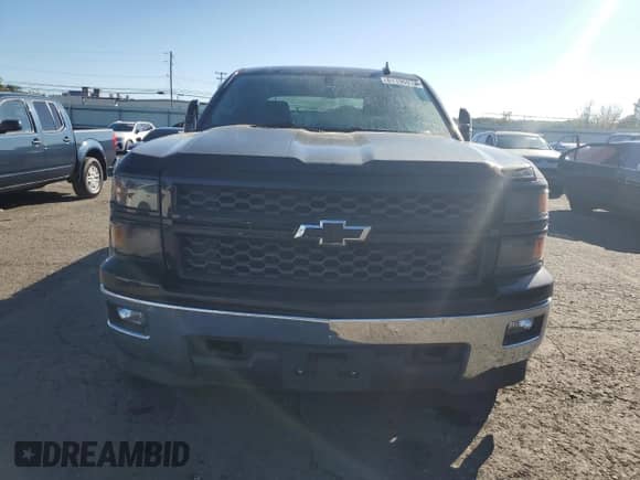 2015 Chevrolet Silverado 1500 LT z VIN 3GCUKREC7FG493960, wystawiony jako Copart lot #81196975 z przebiegiem Nie podano mil oraz Szkoda całkowita • Salvage title. Historia ofert i sprzedaży dostępna na DreamBid. Obrazek 5.