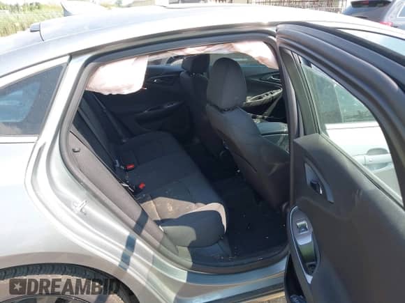 2025 Chevrolet Malibu LT с VIN 1G1ZD5STXSF116718, выставлен на аукционе IAAI как лот 42898782 с пробегом 14 931 миль миль и . История ставок и продаж доступна на DreamBid. Изображение 8.