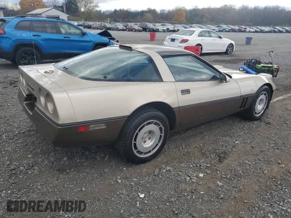 1986 Chevrolet Corvette with VIN 1G1YY0786G5121340, listed as a Copart auction lot 79013484 with 96,994 mi miles and Clean title. Bid and sale history available at DreamBid. Image 3.