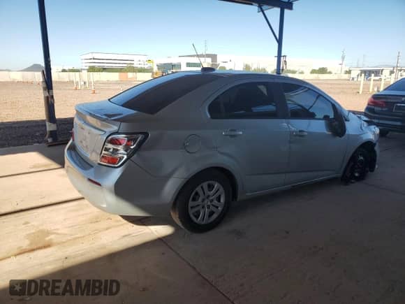 2019 Chevrolet Sonic LS with VIN 1G1JB5SB3K4140915, listed as a Copart auction lot 89450965 with 150,496 mi miles and Salvage title. Bid and sale history available at DreamBid. Image 3.