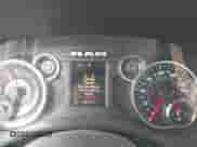 2019 Ram 1500 Big Horn z VIN 1C6RRFFG6KN674459, wystawiony jako IAAI lot #43144182 z przebiegiem 108 916 mil mil oraz . Historia ofert i sprzedaży dostępna na DreamBid. Obrazek 7.