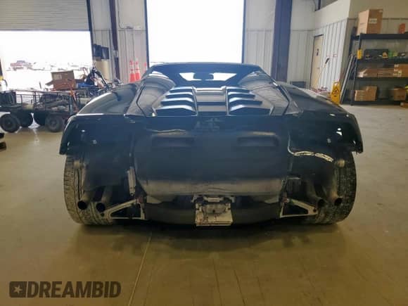 2016 Lamborghini Huracan LP 610-4 with VIN ZHWUR1ZF3GLA05085, listed as a Copart auction lot 60136495 with 34,811 mi miles and Salvage title. Bid and sale history available at DreamBid. Image 6.