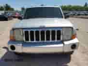 2007 Jeep Commander Sport z VIN 1J8HG48K87C653673, wystawiony jako Copart lot #50771524 z przebiegiem 213 411 mil mil oraz Szkoda całkowita • Salvage title. Historia ofert i sprzedaży dostępna na DreamBid. Obrazek 5.