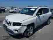 2012 Jeep Compass Limited с VIN 1C4NJCCB1CD660613, выставлен на аукционе IAAI как лот 42581915 с пробегом 132 930 миль миль и . История ставок и продаж доступна на DreamBid. Изображение 2.