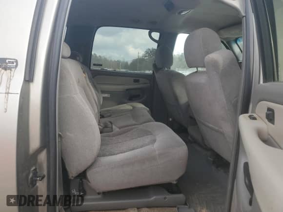 2002 Chevrolet Suburban LT с VIN 3GNGK26G72G253122, выставлен на аукционе Copart как лот 44731735 с пробегом 248 571 миль миль и Списание • Salvage title. История ставок и продаж доступна на DreamBid. Изображение 12.