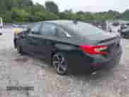 2018 Honda Accord Sport z VIN 1HGCV2F34JA004707, wystawiony jako IAAI lot #42973792 z przebiegiem 94 709 mil mil oraz . Historia ofert i sprzedaży dostępna na DreamBid. Obrazek 3.