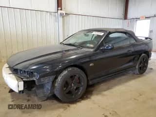 1995 Ford Mustang z VIN 1FALP45T4SF252861, wystawiony jako Copart lot #59436584 z przebiegiem 63 034 mil mil oraz Szkoda całkowita • Salvage title. Historia ofert i sprzedaży dostępna na DreamBid. Obrazek 1.