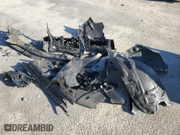 2015 Dodge Challenger SRT 392 with VIN 2C3CDZDJ4FH809650, listed as a Copart auction lot 71700425 with 111,922 mi miles and Salvage title. Bid and sale history available at DreamBid. Image 12.