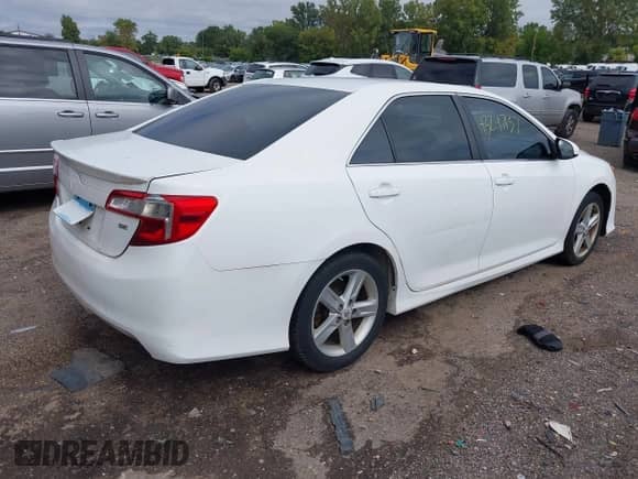 2012 Toyota Camry L with VIN 4T1BF1FK6CU107892, listed as a IAAI auction lot 43247137 with 216,183 mi miles and . Bid and sale history available at DreamBid. Image 4.