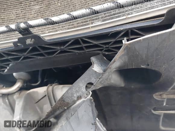 2020 Hyundai Elantra SEL с VIN 5NPD84LF2LH527868, выставлен на аукционе IAAI как лот 42753146 с пробегом 116 528 миль миль и . История ставок и продаж доступна на DreamBid. Изображение 6.