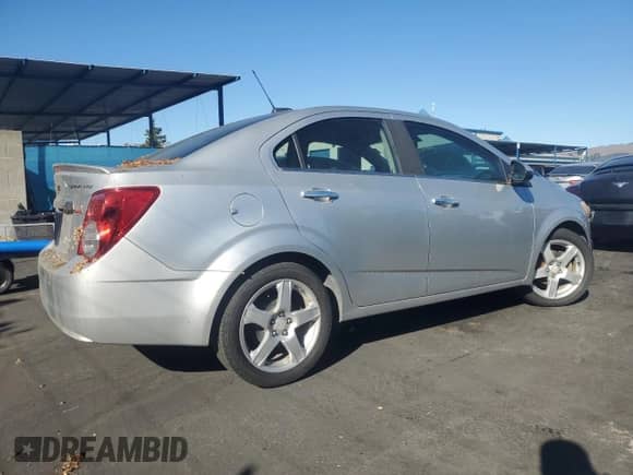 2016 Chevrolet Sonic LTZ z VIN 1G1JE5SB7G4155450, wystawiony jako Copart lot #90510765 z przebiegiem 165 227 mil mil oraz Czysty tytuł • Clean title. Historia ofert i sprzedaży dostępna na DreamBid. Obrazek 3.