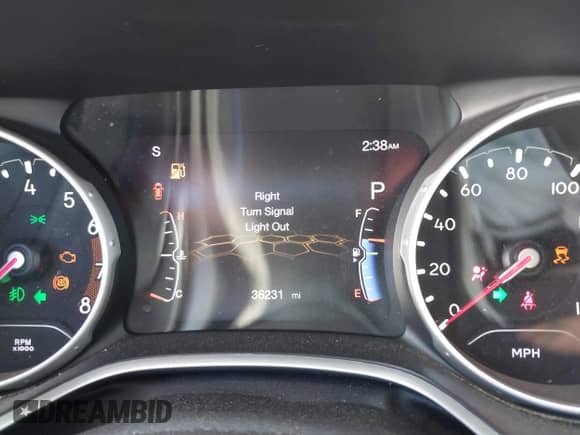 2020 Jeep Compass Latitude с VIN 3C4NJDBB9LT156263, выставлен на аукционе IAAI как лот 42317244 с пробегом 36 231 миль миль и . История ставок и продаж доступна на DreamBid. Изображение 7.