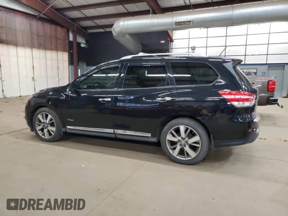 2014 Nissan Pathfinder Platinum Hybrid with VIN 5N1CR2MM4EC656957, listed as a Copart auction lot 90468505 with 114,242 mi miles and Clean title. Bid and sale history available at DreamBid. Image 2.