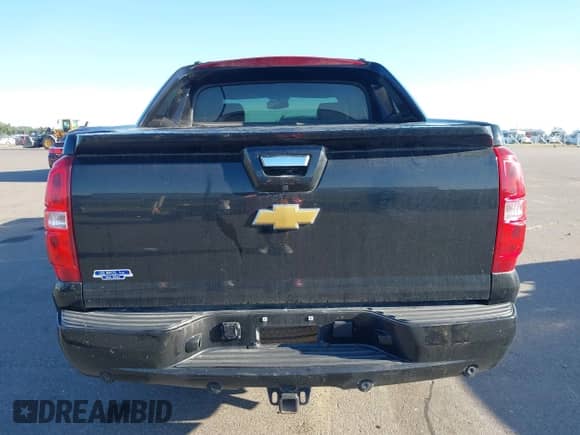 2013 Chevrolet Avalanche LT with VIN 3GNTKFE78DG320627, listed as a IAAI auction lot 43068146 with 193,759 mi miles and . Bid and sale history available at DreamBid. Image 16.
