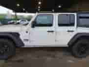 2021 Jeep Wrangler Unlimited Willys Sport с VIN 1C4HJXDG3MW647592, выставлен на аукционе IAAI как лот 42460334 с пробегом 36 493 миль миль и . История ставок и продаж доступна на DreamBid. Изображение 14.