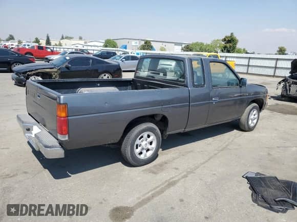 1993 Nissan Frontier with VIN 1N6SD16S1PC439886, listed as a Copart auction lot 71461255 with 205,971 mi miles and Salvage title. Bid and sale history available at DreamBid. Image 3.