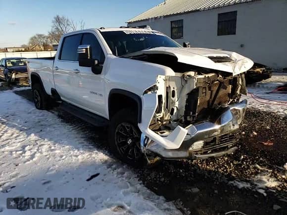 2020 Chevrolet Silverado 3500HD LTZ z VIN 1GC4YUEYXLF162638, wystawiony jako Copart lot #43753235 z przebiegiem 123 879 mil mil oraz Szkoda całkowita • Salvage title. Historia ofert i sprzedaży dostępna na DreamBid. Obrazek 14.