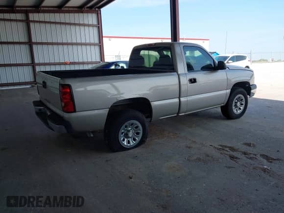 2006 Chevrolet Silverado 1500 Work Truck с VIN 3GCEK14V16G232753, выставлен на аукционе IAAI как лот 42821026 с пробегом 148 000 миль миль и . История ставок и продаж доступна на DreamBid. Изображение 4.