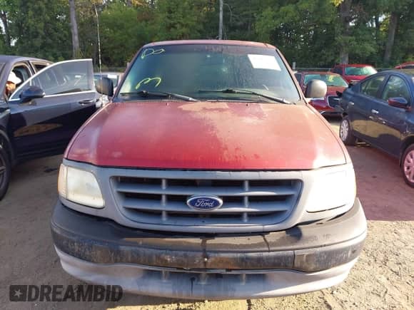 2001 Ford F-150 XL с VIN 3FTZF17241MA71350, выставлен на аукционе IAAI как лот 43348391 с пробегом 213 726 миль миль и . История ставок и продаж доступна на DreamBid. Изображение 12.