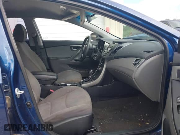 2016 Hyundai Elantra Value Edition с VIN 5NPDH4AEXGH737179, выставлен на аукционе IAAI как лот 43126451 с пробегом 173 790 миль миль и . История ставок и продаж доступна на DreamBid. Изображение 5.