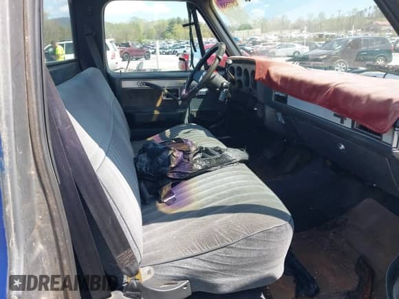 1986 Chevrolet Silverado 1500 с VIN 1GCDC14H4GF395709, выставлен на аукционе IAAI как лот 42027583 с пробегом 13 358 миль миль и . История ставок и продаж доступна на DreamBid. Изображение 5.