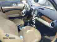 2009 MINI Hardtop S с VIN WMWMF73529TT99485, выставлен на аукционе IAAI как лот 43543003 с пробегом 101 131 миль миль и . История ставок и продаж доступна на DreamBid. Изображение 5.