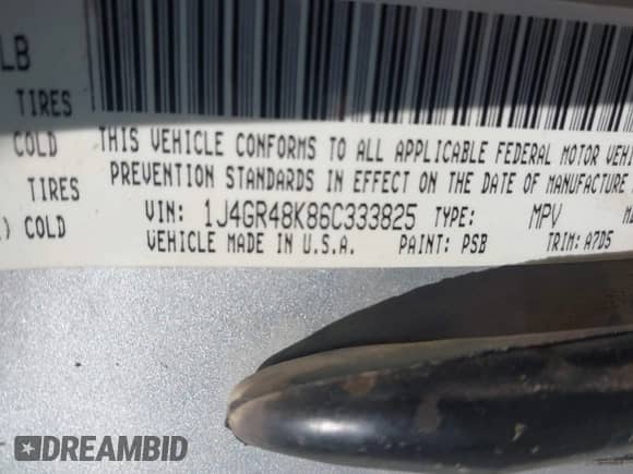 2006 Jeep Grand Cherokee Laredo с VIN 1J4GR48K86C333825, выставлен на аукционе IAAI как лот 43420578 с пробегом 226 025 миль миль и . История ставок и продаж доступна на DreamBid. Изображение 9.