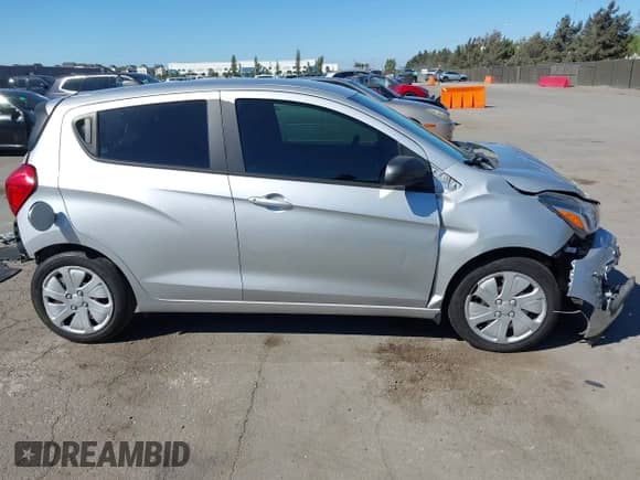 2017 Chevrolet Spark LS с VIN KL8CB6SA2HC766511, выставлен на аукционе IAAI как лот 43310611 с пробегом 135 950 миль миль и . История ставок и продаж доступна на DreamBid. Изображение 13.