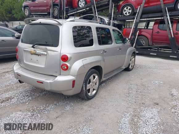2007 Chevrolet HHR LT with VIN 3GNDA33P07S586931, listed as a IAAI auction lot 43540092 with 141,662 mi miles and . Bid and sale history available at DreamBid. Image 4.