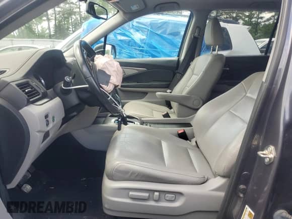 2017 Honda Pilot EX-L z VIN 5FNYF6H78HB002176, wystawiony jako Copart lot #56509795 z przebiegiem 127 318 mil mil oraz Szkoda całkowita • Salvage title. Historia ofert i sprzedaży dostępna na DreamBid. Obrazek 7.