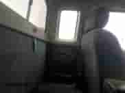 2002 Nissan Frontier XE z VIN 1N6DD26SX2C396642, wystawiony jako Copart lot #80658915 z przebiegiem 157 101 mil mil oraz Szkoda całkowita • Salvage title. Historia ofert i sprzedaży dostępna na DreamBid. Obrazek 10.