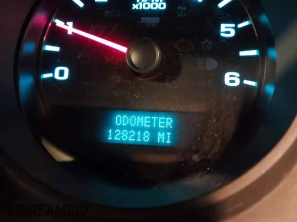 2011 Chevrolet Silverado 1500 Work Truck z VIN 1GCNKPEX7BZ400280, wystawiony jako IAAI lot #41385735 z przebiegiem 128 218 mil mil oraz . Historia ofert i sprzedaży dostępna na DreamBid. Obrazek 15.